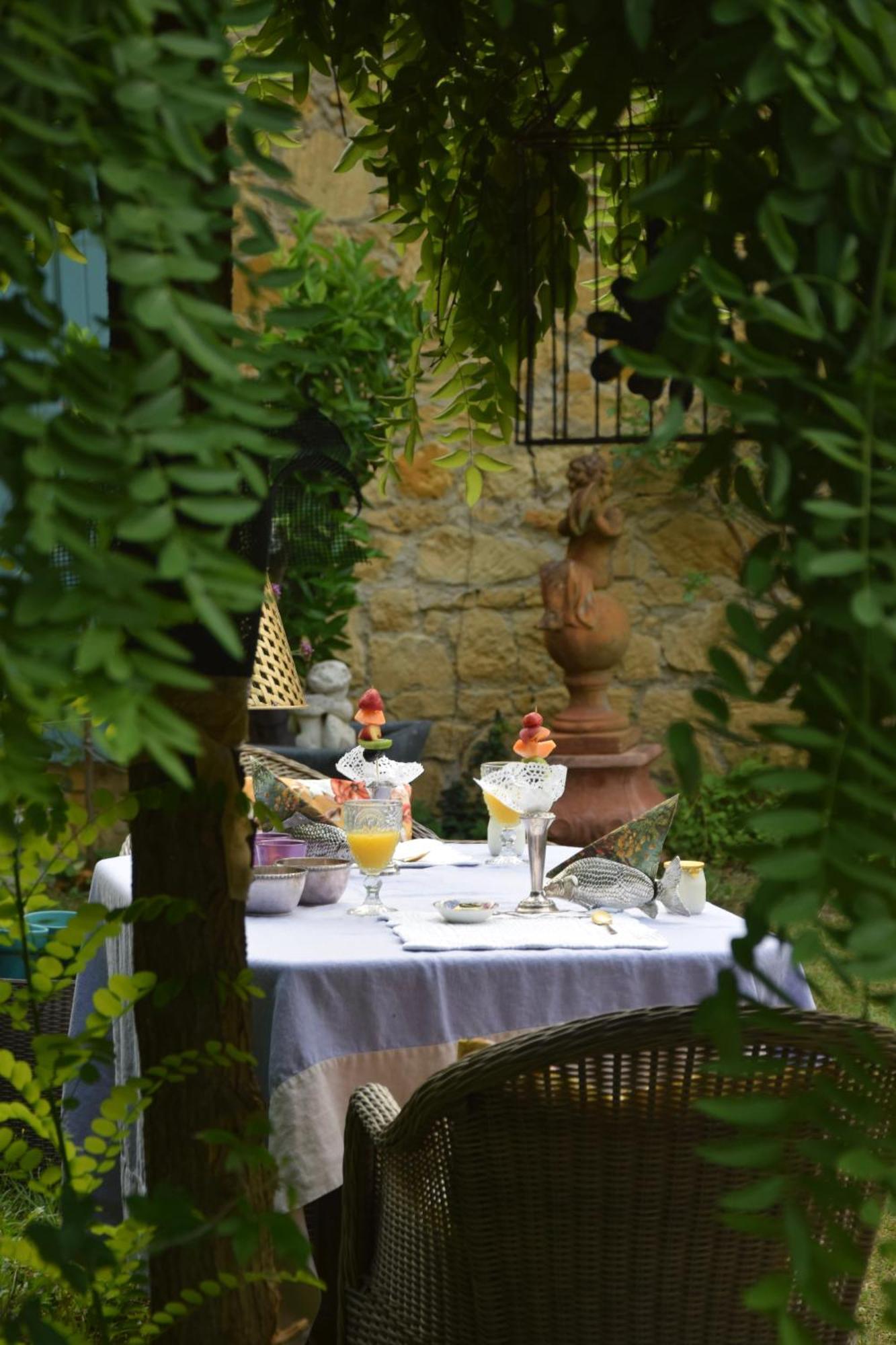 La Rebiere D'Or, B&B Et Gite Mouleydier Exterior foto